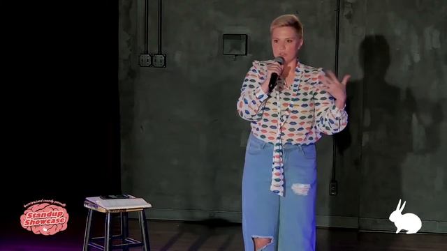 Mariah Davison @ The White Rabbit Cabaret смотреть онлайн