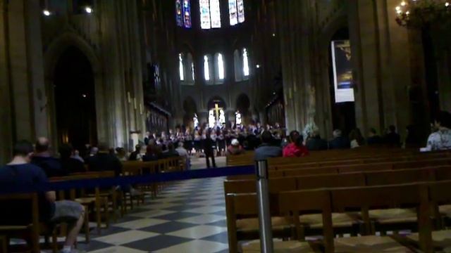 Norwich School Choir @ Notre Dame.3gp смотреть онлайн