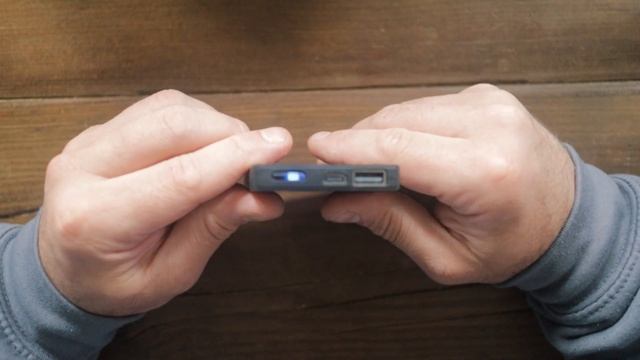 Nitecore NB10000 Ultralight powerbank смотреть онлайн