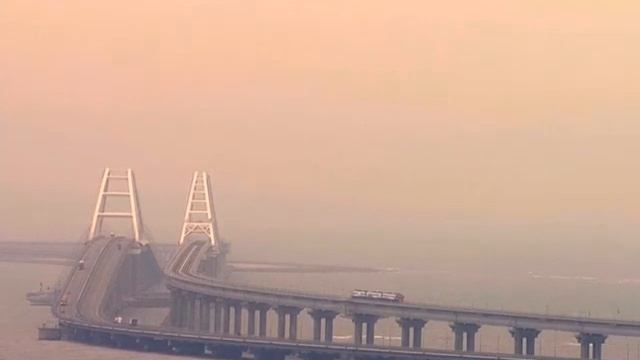 Между Крымом и Кубанью начнут курсировать пригородные поезда смотреть онлайн