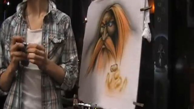 Nate West Airbrushes a World of Warcraft Dwarf смотреть онлайн