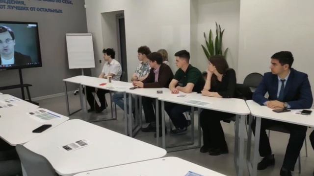 Круглый стол «Позитивные аспекты муниципальной службы»-18.04.2025 смотреть онлайн