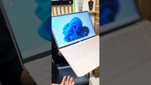 Hp Pavilion Aero 13 Laptop Short смотреть онлайн