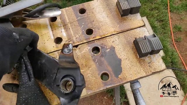 Clutch pedal problem - joc in pedala de ambreiaj - #Volkswagen T3 смотреть онлайн