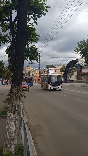 Красивый троллейбус ЗИУ 9 г Рязань смотреть онлайн