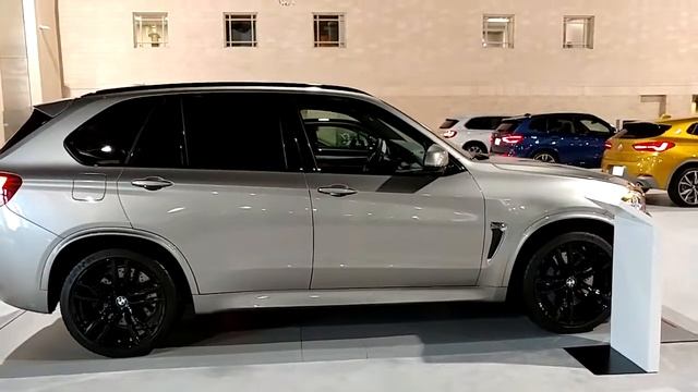 2018 METALLIC SILVER BMW X5 M SERIES @ PHILADELPHIA CONVENTION CENTER CAR SHOW смотреть онлайн