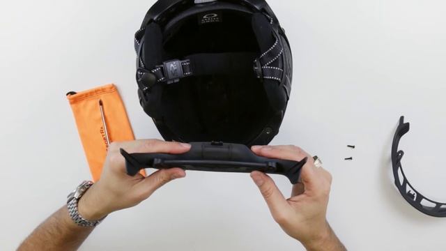 How to: Interchange the Brim on Oakley Mod5 & Mod3 Helmets | SportRx смотреть онлайн