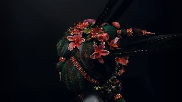 #2 Цветы и перья. Головной убор.