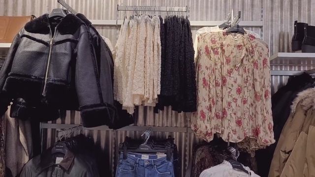 CHIC AND STYLISH OUTFIT AT RIVERISLAND /@MaricelCervi смотреть онлайн