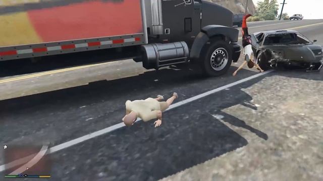 HEAD ON COLLISION 18 WHEELER ON HIGHWAY | GTA 5 - Grand Theft Auto V | Short Clips смотреть онлайн