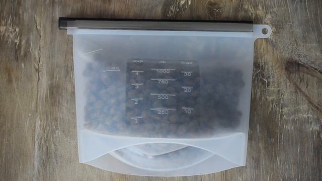I Swear By This Dagne Dover Diaper Bag… For My Dogs | Simply | Real Simple смотреть онлайн