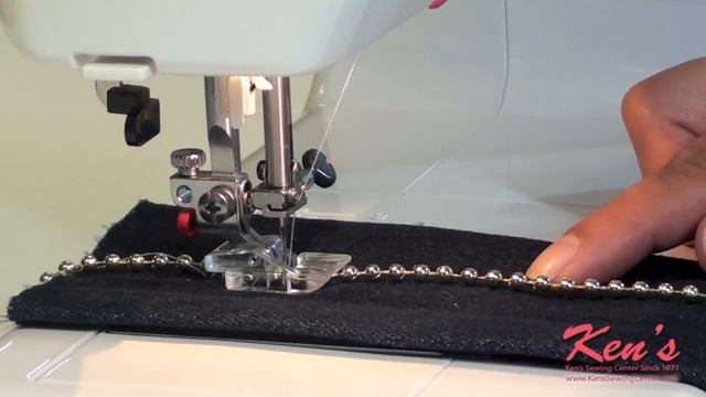 How to use the Janome Sewing Machine Beading Foot смотреть онлайн