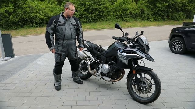 Traded my 1250 GSA for a GS 750 for a day смотреть онлайн