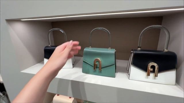 VLOG 6. ОБЗОР NOVAYA RIGA OUTLET Ч.2 / ОБЗОР OUTLET Белая дача смотреть онлайн
