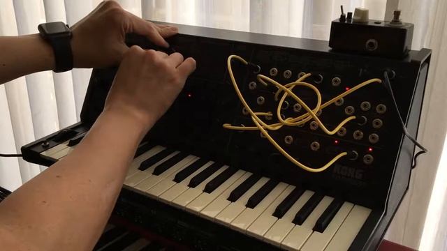KORG MS-20 mini, Eventide H9 MAX - self sequenced patch смотреть онлайн