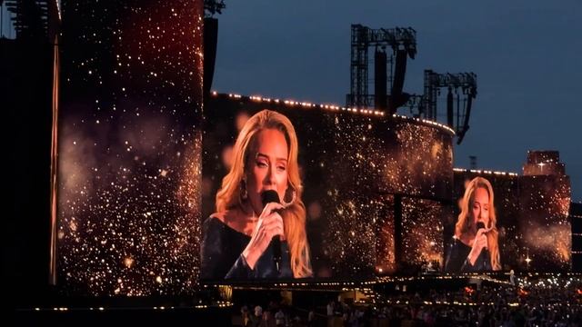 Adele - Love In The Dark live in Munich 03.08.2024 (4K) смотреть онлайн