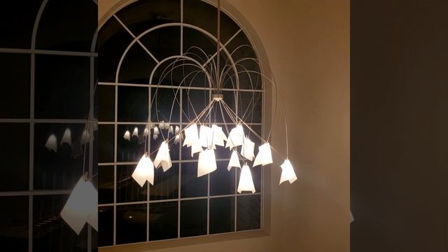 Entryway Chandelier Installation Demo Clip смотреть онлайн