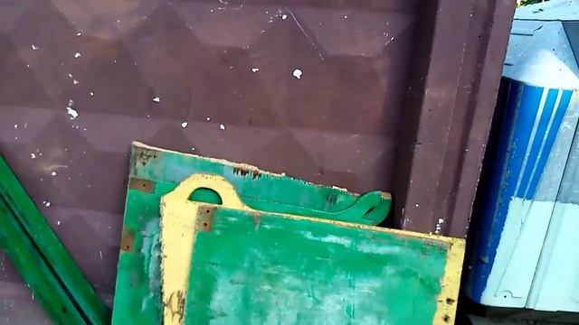 Ем рожок из макдональдса