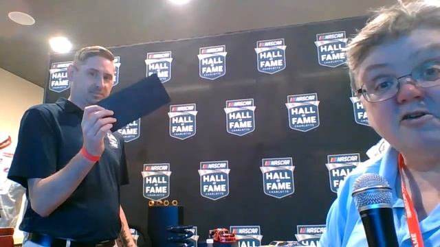 STEM Explorers - NASCAR Hall of Fame смотреть онлайн