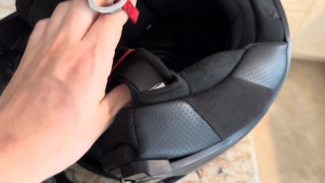 Nolan N90-3 Vs HJC I90