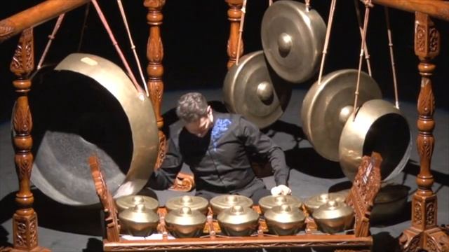 Tazul Tajuddin - Gamel Rawak смотреть онлайн