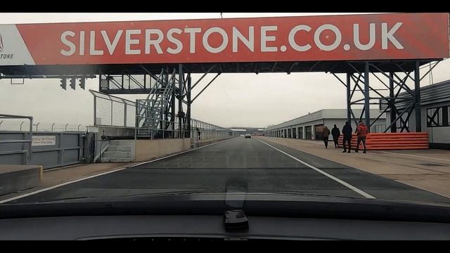 SEAT Leon Cupra Silverstone Shakedown - Detail my Car смотреть онлайн