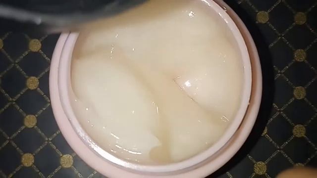 The Body Shop Vitamin E Gel Cream