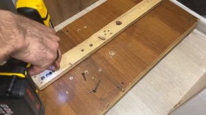 Закручивание саморезов шуруповертом Eurolux ДА-16