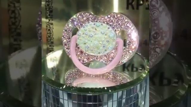 Соски со стразами! смотреть онлайн