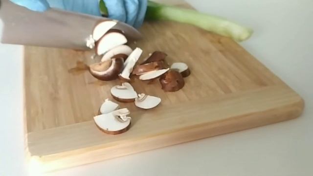 Magnificent Juicy Cauliflower Steak In A Pan With Mushroom Sauce. Simple And Easy Recipe! Vegan
