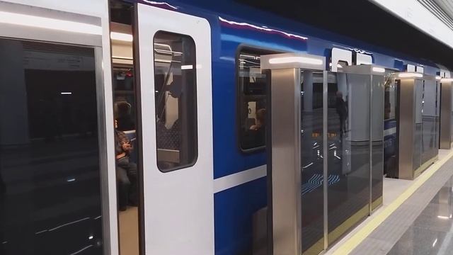 Минский метрополитен. Поезд Штадлер М110/М111 на станции Вокзальная