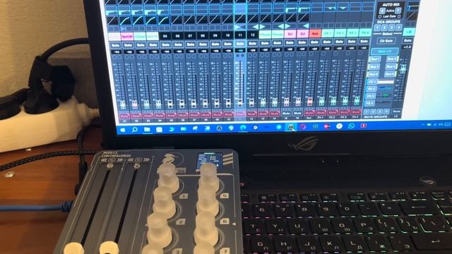 #HODER MIDI CC ONE #Midas MR18 #midi Control