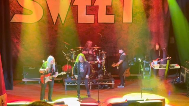 Ballroom Blitz | Sweet live in London - Dec. 4, 2022 смотреть онлайн
