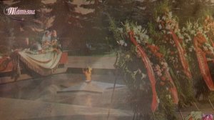 У МОГИЛЫ НЕИЗВЕСТНОГО СОЛДАТА    сл. Анны Гетьман , муз и поёт Александра Юсупова ролик-Таня Шафран