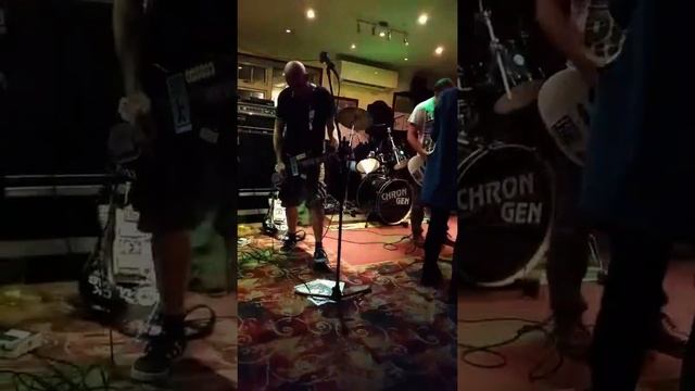 The Anoraks смотреть онлайн