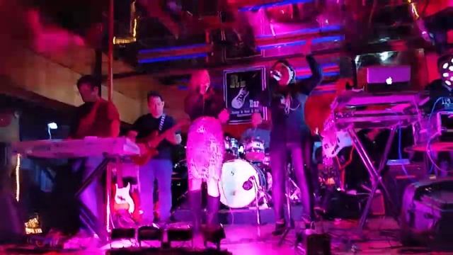 Got to be real cover - 7th Route Band смотреть онлайн