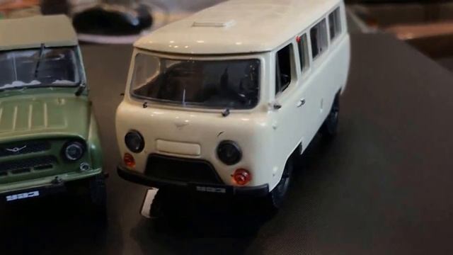 УАЗ 2206 vs УАЗ 469 RETRO CAR MUSIC смотреть онлайн