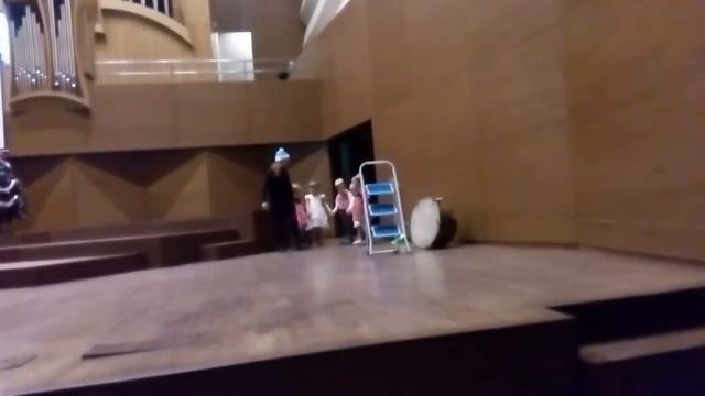 Снежинки на репетиции.)) смотреть онлайн