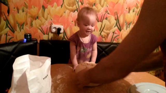 Чудо маленькая кулинарочка))) смотреть онлайн