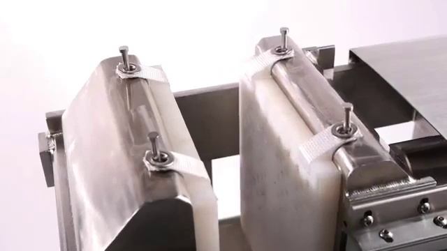 FS-12 Commercial Cold Juicing Press. смотреть онлайн