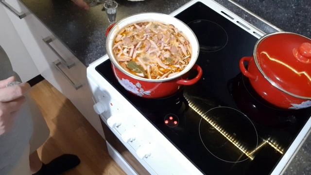 ТАКАЯ СОЛЯНКА ПОПРАВИТ ЗДОРОВЬЕ ПОСЛЕ НОВОГОДНИХ ПРАЗДНИКОВ! ОЧЕНЬ ВКУСНАЯ!