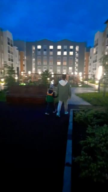 #Жк знак киров#Вечерняя прогулка#Семья# смотреть онлайн