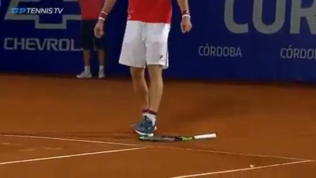 Guido Pella smashing his racket смотреть онлайн