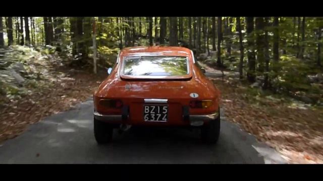 Lancia Fulvia Sport Zagato - Al volante di una piuma (sub ENG) смотреть онлайн
