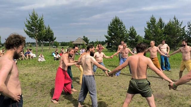 Молодецкие Забавы на Перволетье, часть 1 смотреть онлайн