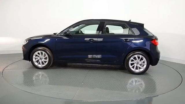 221D221 - 2022 Audi A1 A1 SB 30 TFSI 110HP S-T SE 35,600 смотреть онлайн