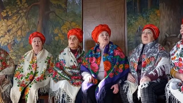 Під віконцем горличка співала смотреть онлайн