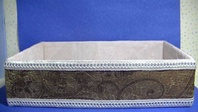 Коробка с характером .Декорируем своими руками. смотреть онлайн