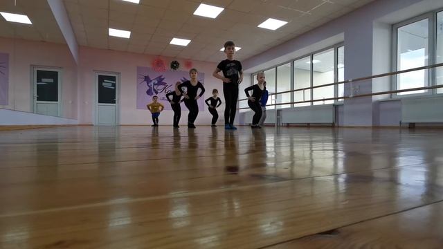 Комбинация в Mini смотреть онлайн