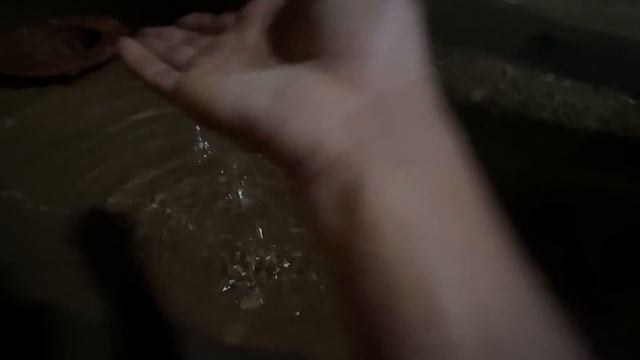 Can I Survive 24 hour Inside Water Tank ? मुश्किल है 😱 смотреть онлайн